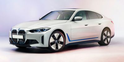 Buy a 2022 BMW in Glencoe, MO