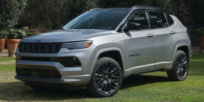 Buy a 2024 Jeep in Powersville, MO